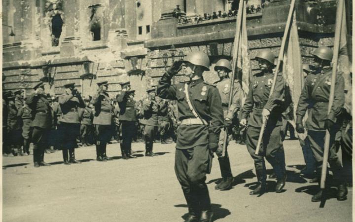 Парад Советских войск в Берлине.