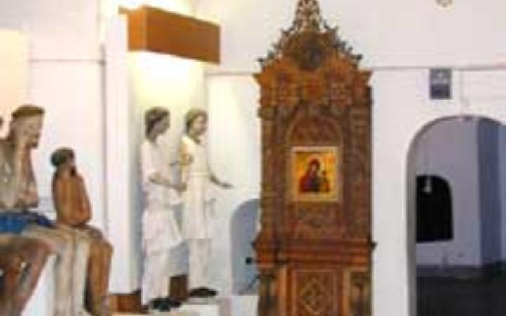 Wooden sculpture and carving of the XVI - XIX centuries